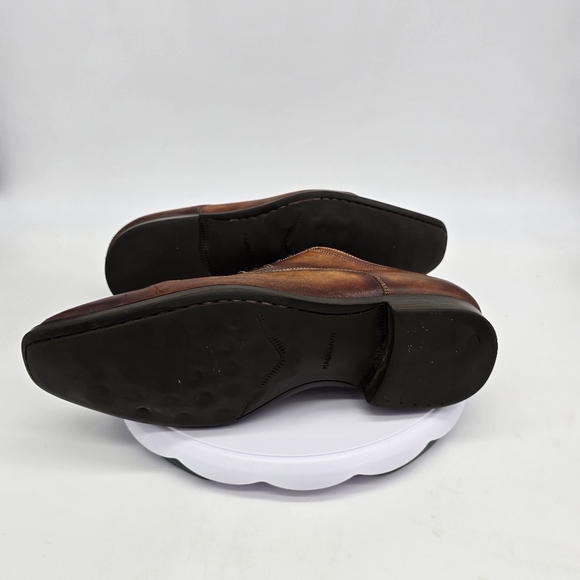 Magnanni Dress Shoe Men's 8.5 M Leather Moc-Toe Bluchers - Picture 5 of 8